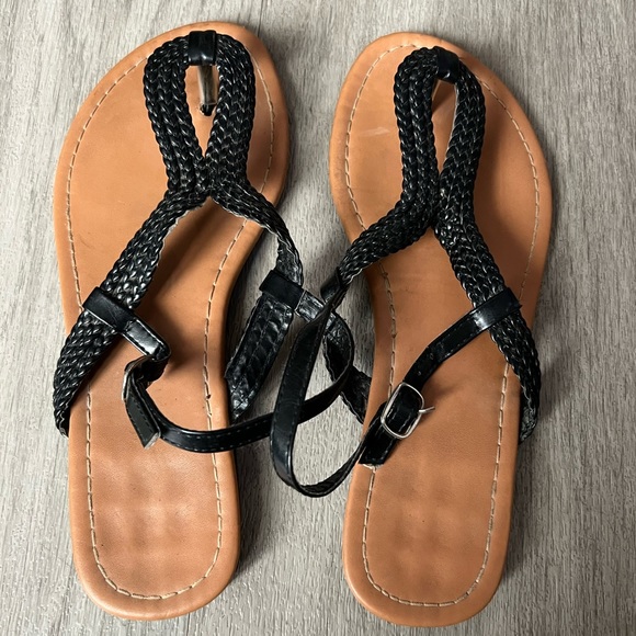 Black strappy sandals - Picture 2 of 3